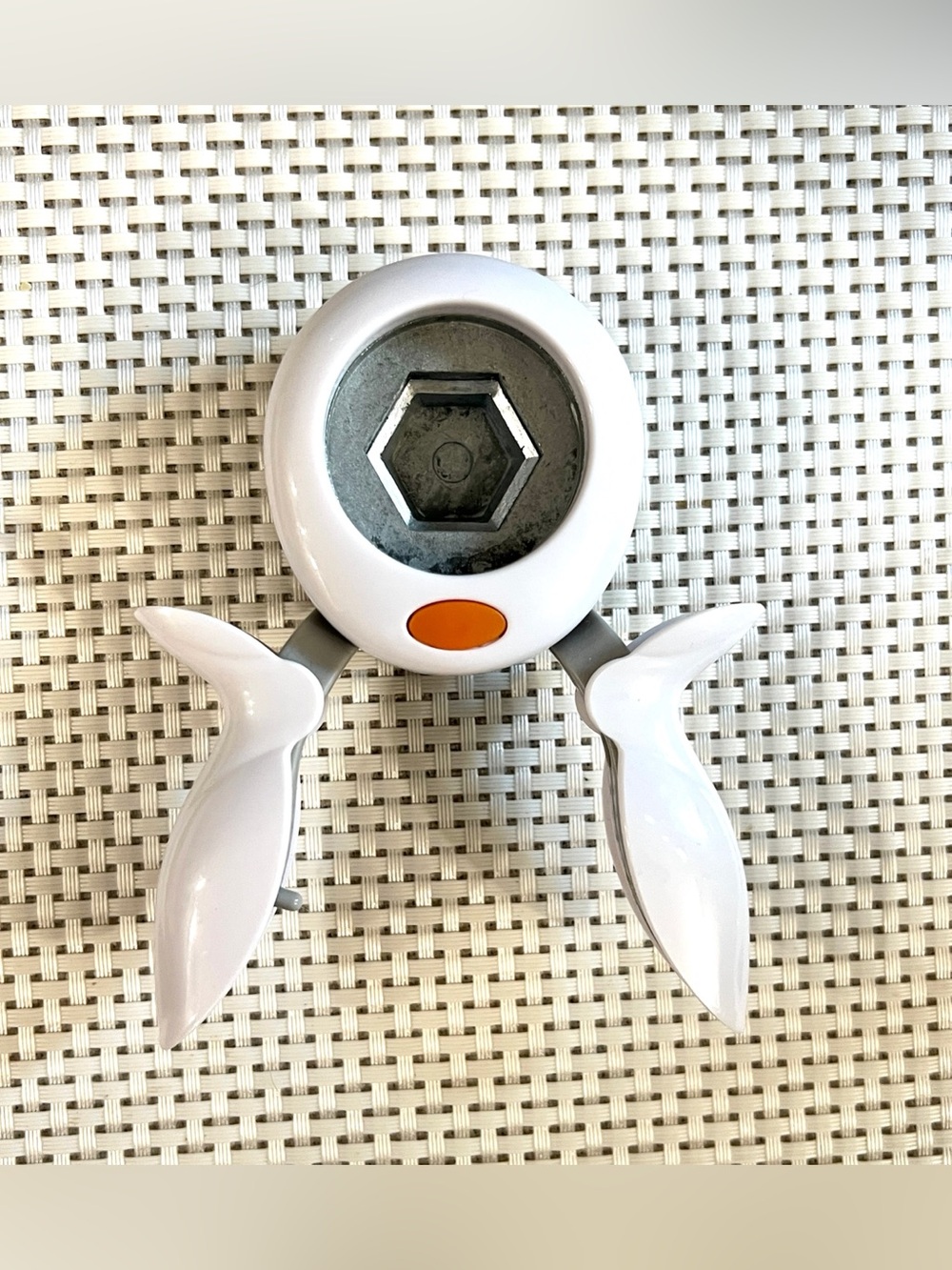 Fiskars 1/2 inch Hexagon paper punch- perfect for epp